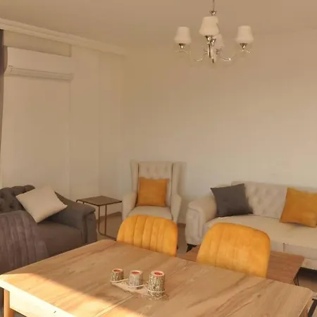 Nuri home Case de vacanță