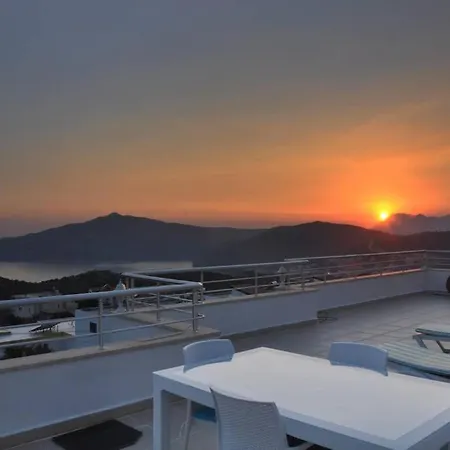 Nuri Home * Kalkan